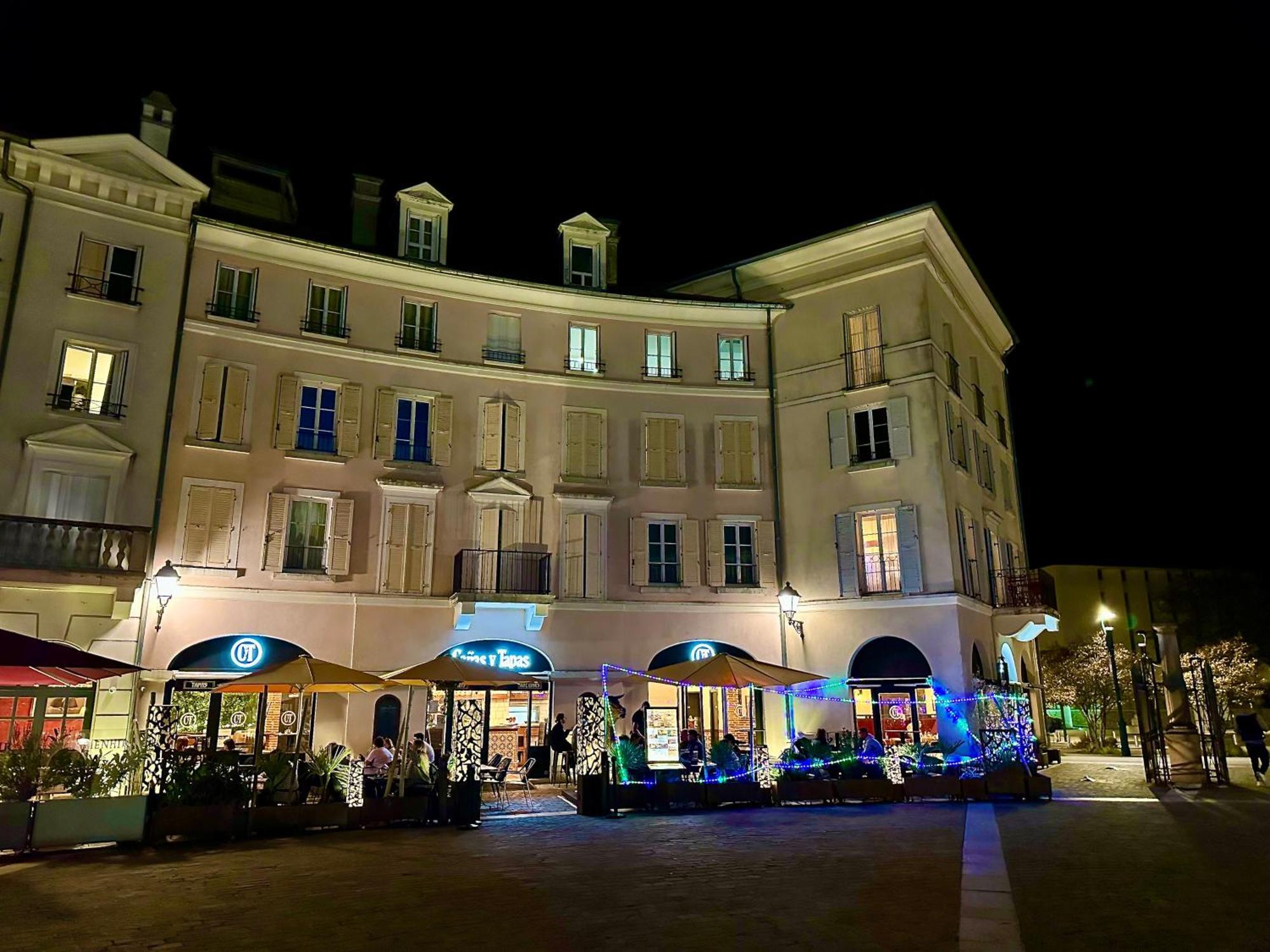Appt Vue Place De Toscane - 4Min Disneyland-Paris Serris Eksteriør bilde